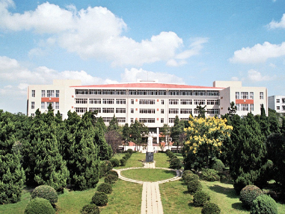 学校教室照明灯光应该怎么设计